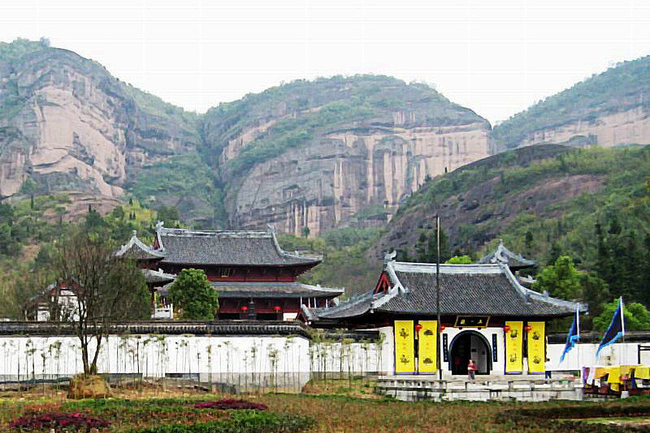 鷹潭市龍虎山道教景觀工程
